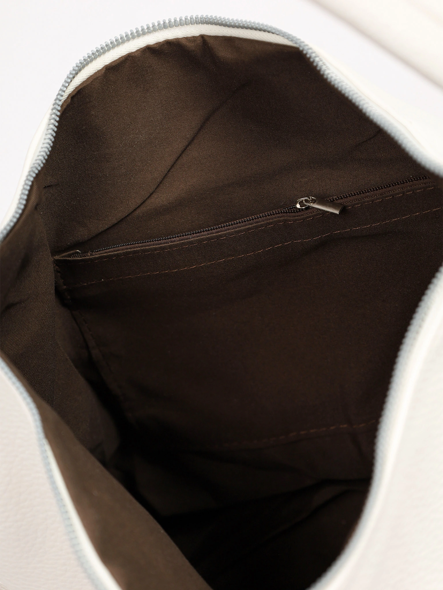 Сумка-шоппер с плетеными ремешками по бокам в ассортименте